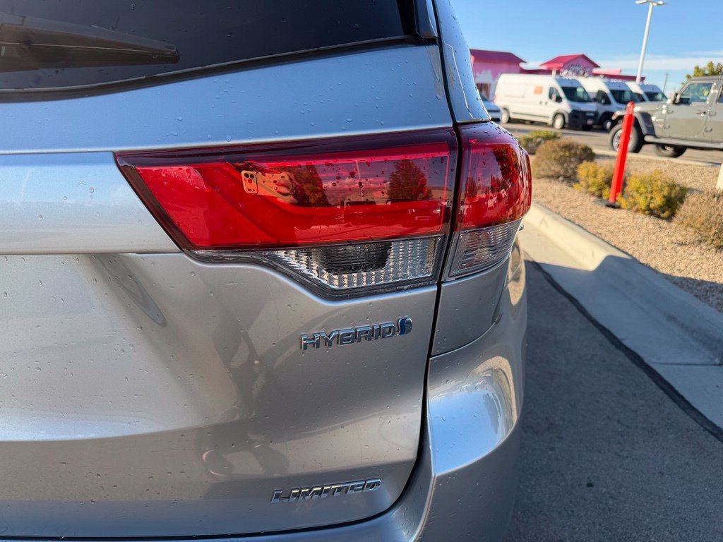 Used 2019 Toyota Highlander Limited AWD/4WD image 10