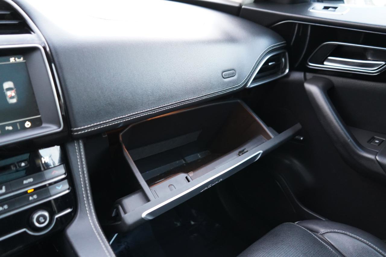 Used 2020 Jaguar F-PACE R-Sport image 56