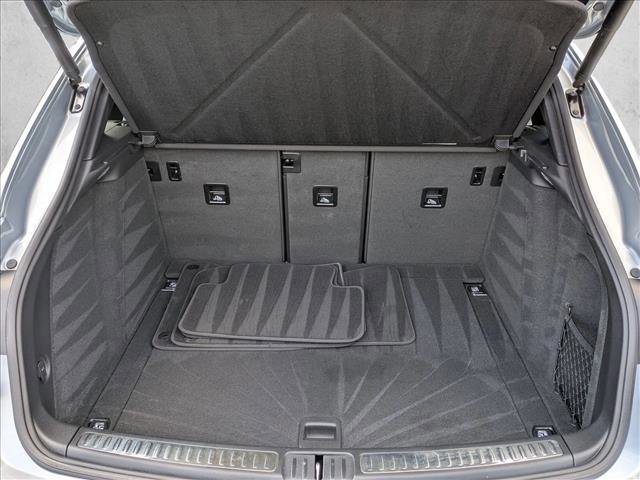 Used 2024 Porsche Macan image 6