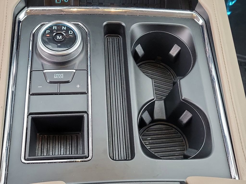 Used 2024 Ford Expedition Max XLT image 33