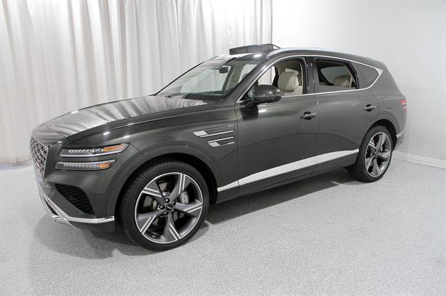 Certified 2025 Genesis GV80 3.5T Prestige AWD/4WD image 3