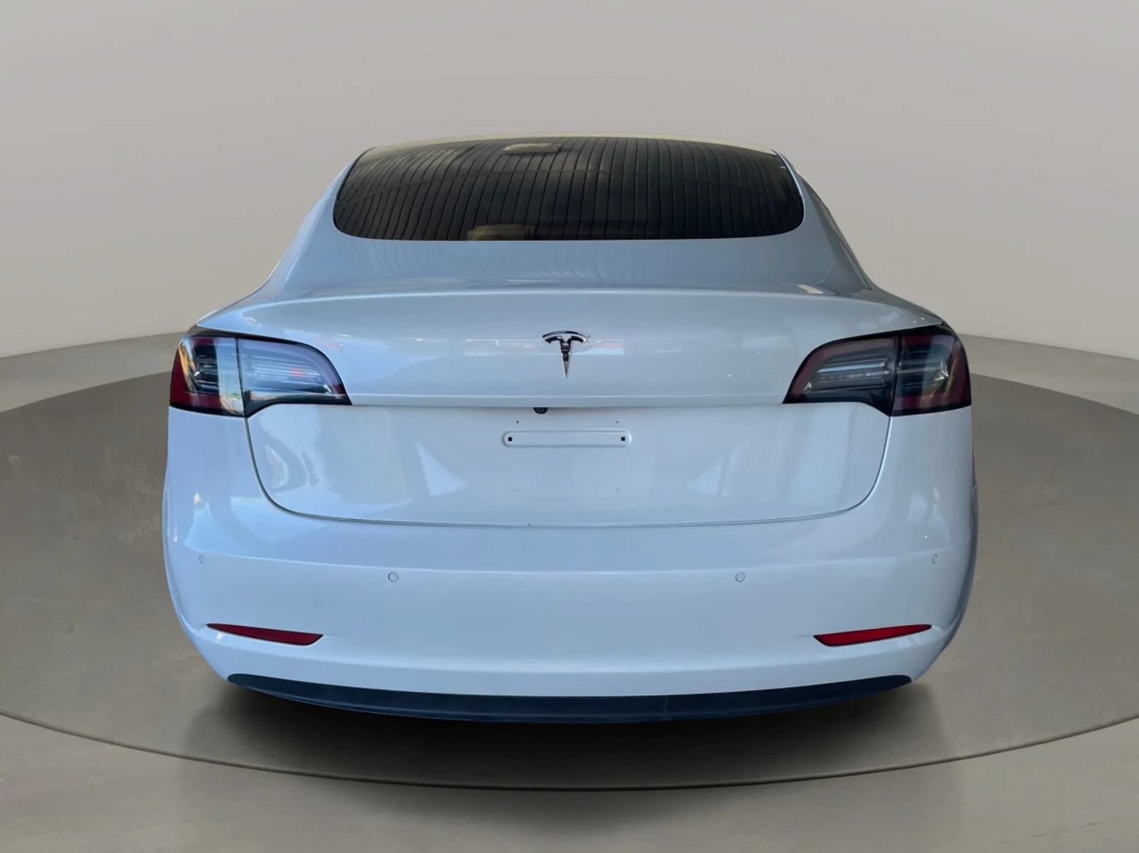 Used 2021 Tesla Model 3 Standard Range Plus RWD image 4