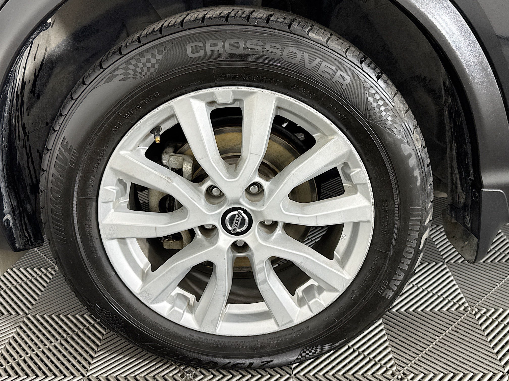 Used 2021 Nissan Rogue Sport SV FWD image 36