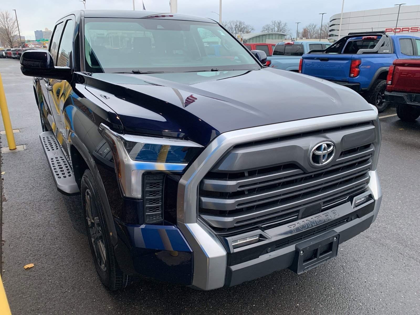 Used 2023 Toyota Tundra Limited image 3