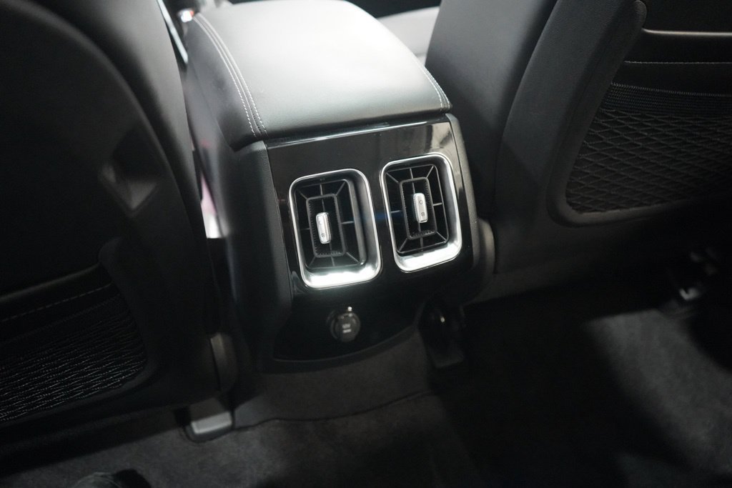 Used 2026 Kia Sorento SX AWD/4WD image 38