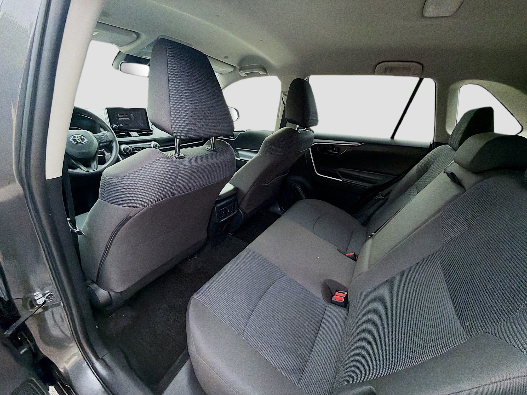 Used 2024 Toyota RAV4 LE FWD image 22