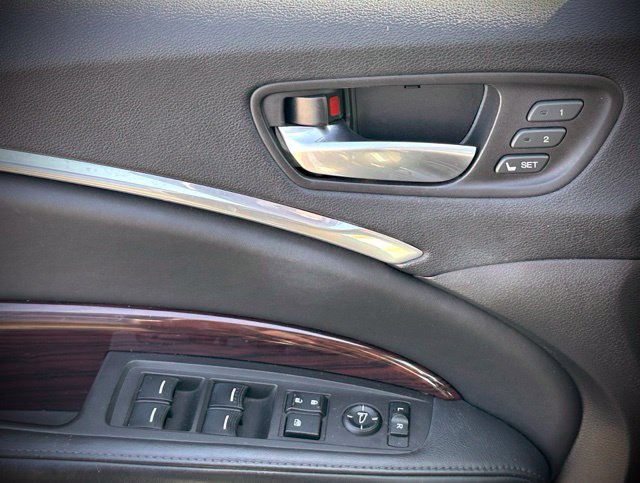 Used 2016 Acura MDX SH-AWD image 31