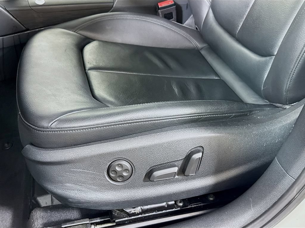 Used 2019 Audi A3 2.0T Premium Plus FWD image 24