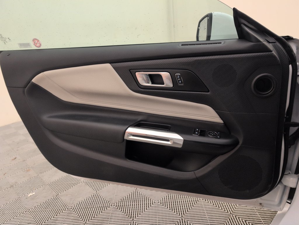 Used 2026 Ford Mustang Premium RWD image 23