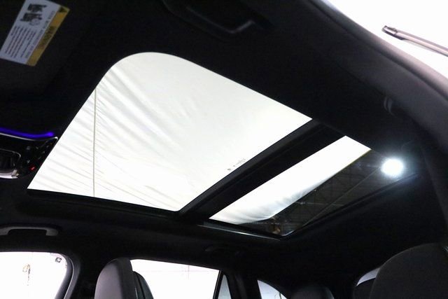 Used 2025 Mercedes-Benz GLC 350e 4MATIC w/ AMG Line image 10