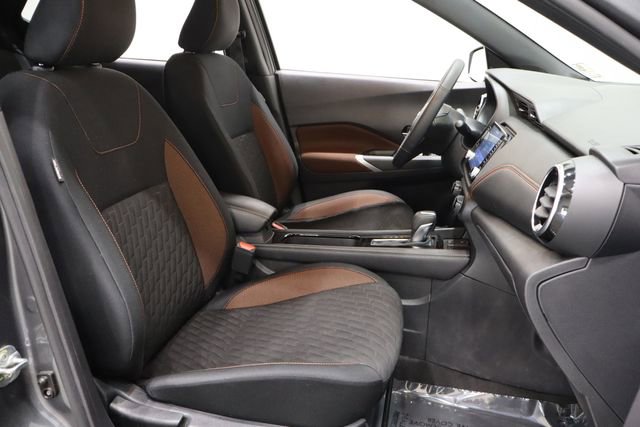 Used 2022 Nissan Kicks SR image 14