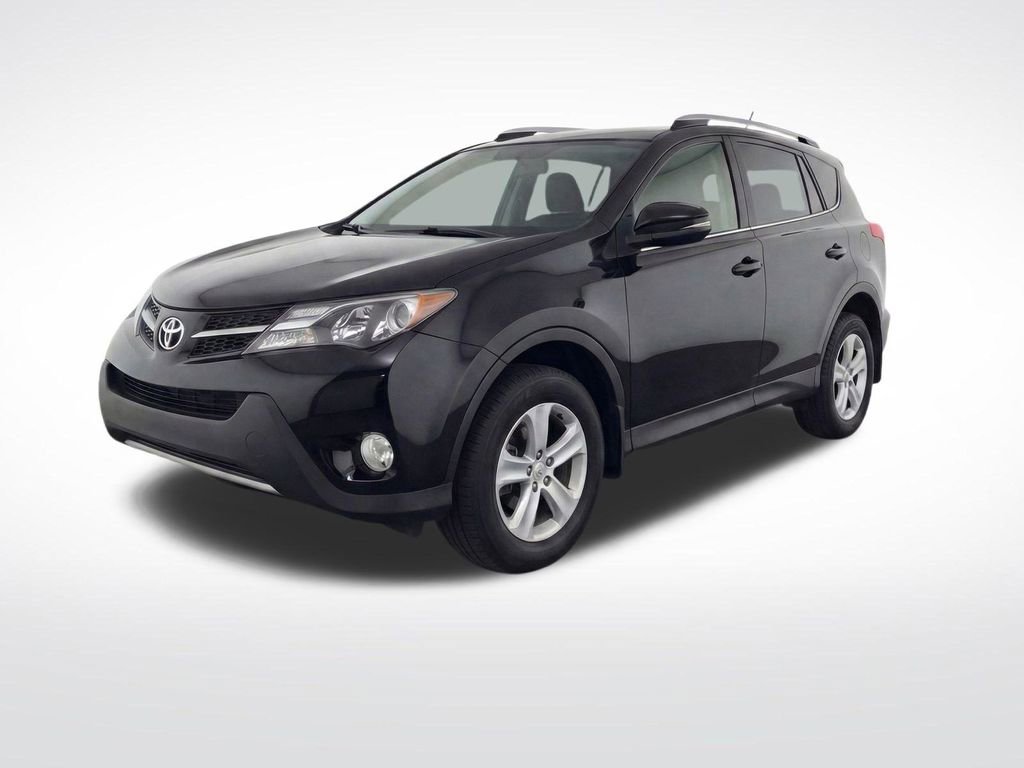Used 2015 Toyota RAV4 XLE image 2