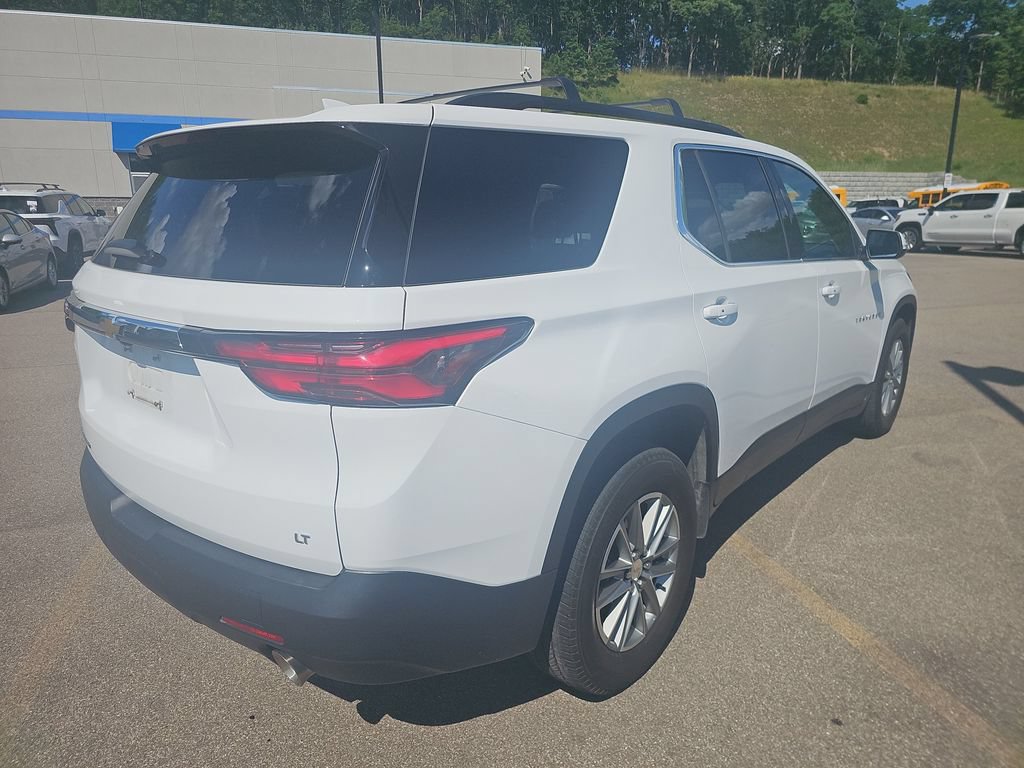New 2023 Chevrolet Traverse LT w/ LPO, Floor Liner Package AWD/4WD image 5