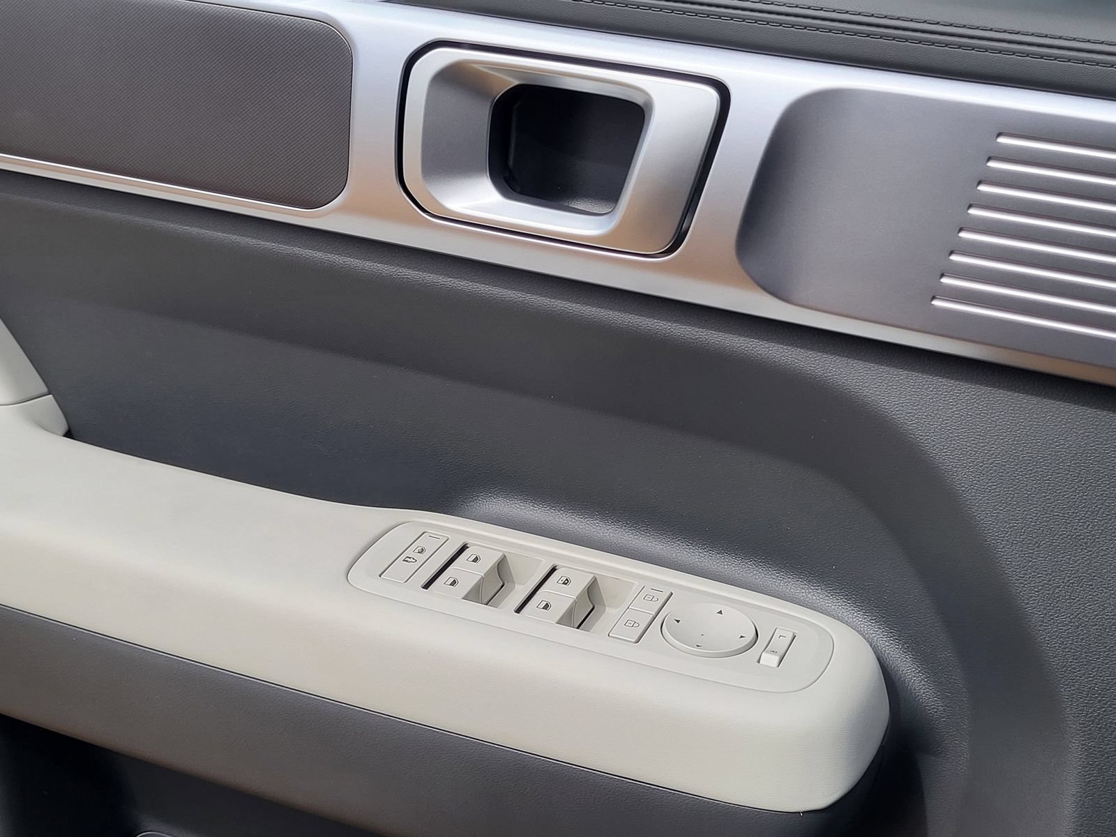 New 2026 Hyundai Santa Fe SE AWD/4WD image 16