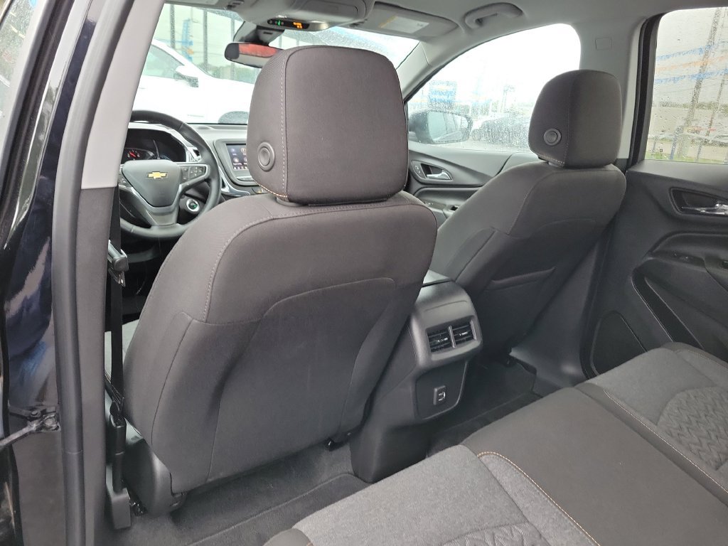Used 2023 Chevrolet Equinox LT FWD image 18