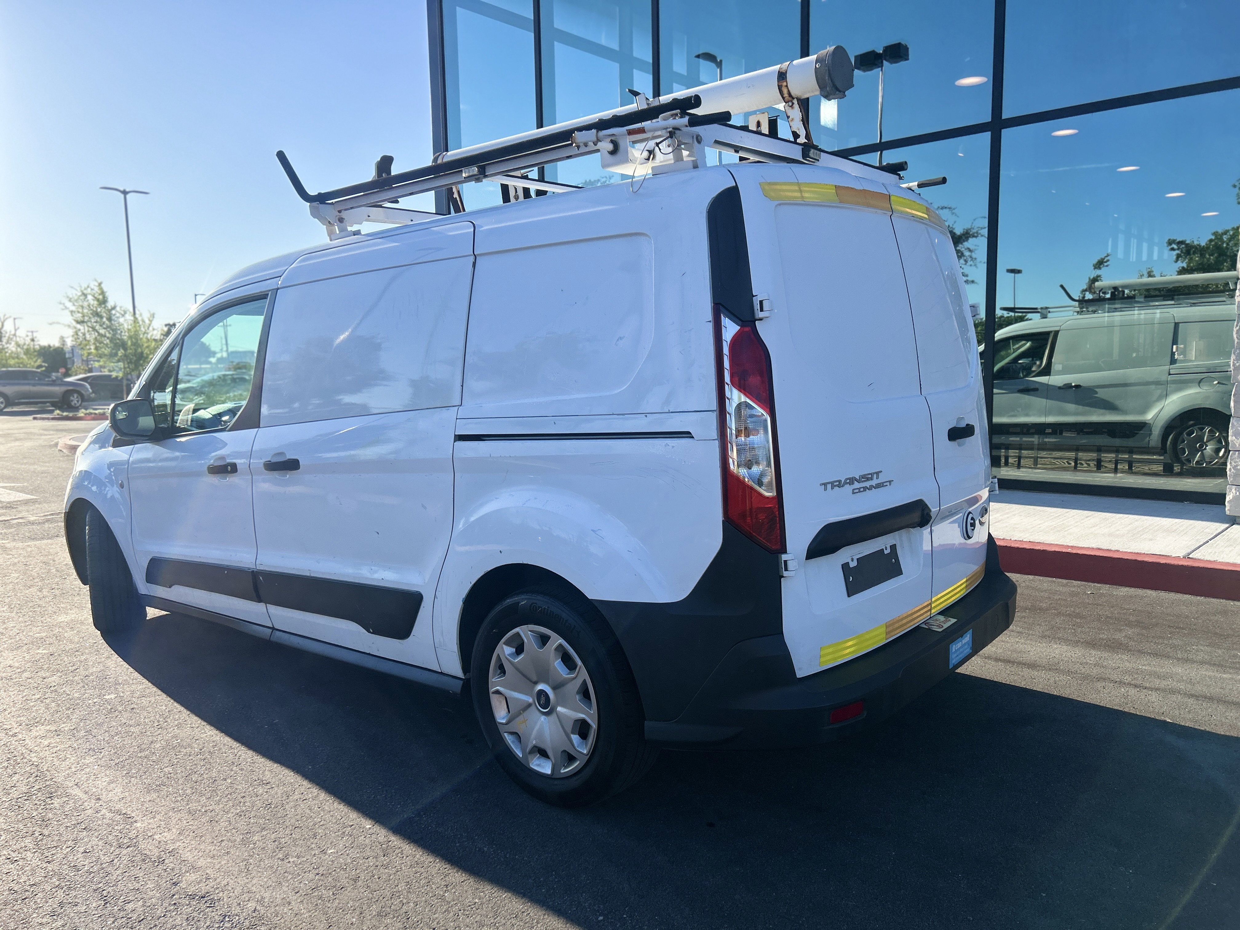 Used 2015 Ford Transit Connect XL FWD image 5