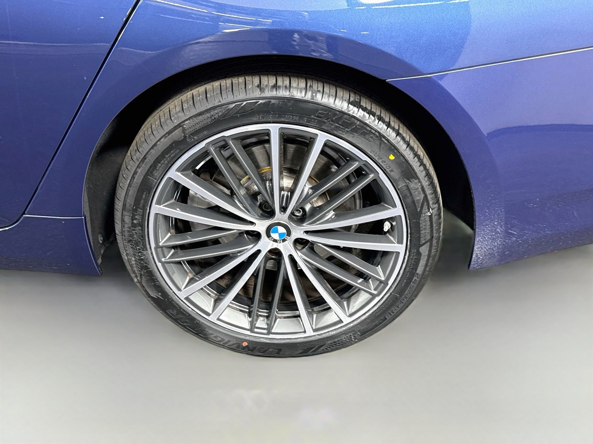 Used 2023 BMW 530i w/ Premium Package RWD image 37