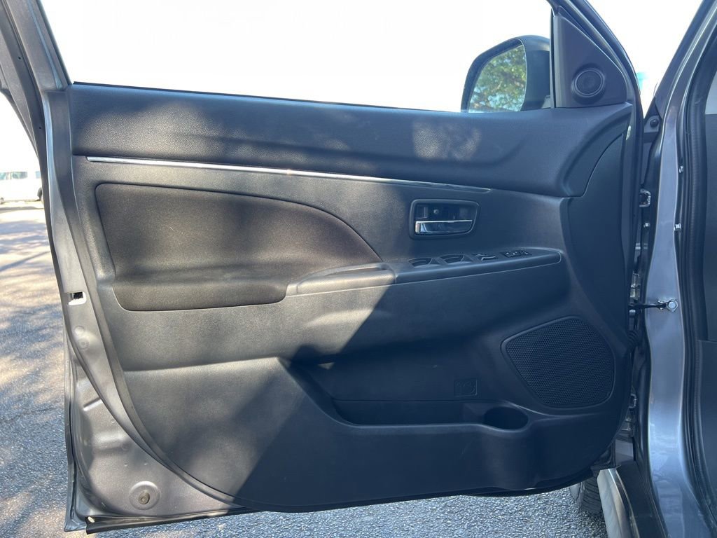 Used 2022 Mitsubishi Outlander Sport ES image 20