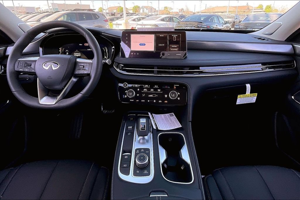 New 2026 INFINITI QX60 Luxe w/ Cargo Package FWD image 5