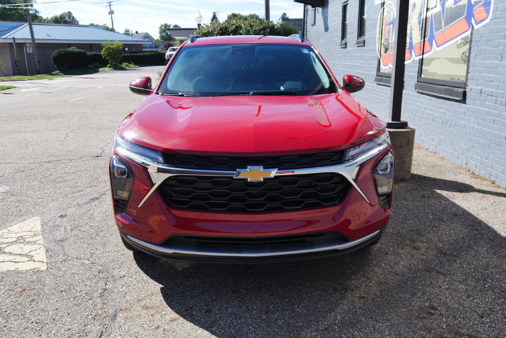 New 2026 Chevrolet Trax LT w/ LT Convenience Package FWD image 27