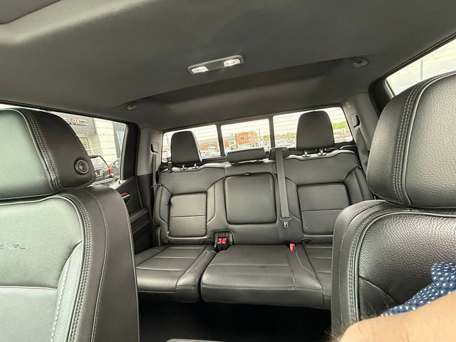 Used 2022 GMC Sierra 1500 Denali AWD/4WD image 49