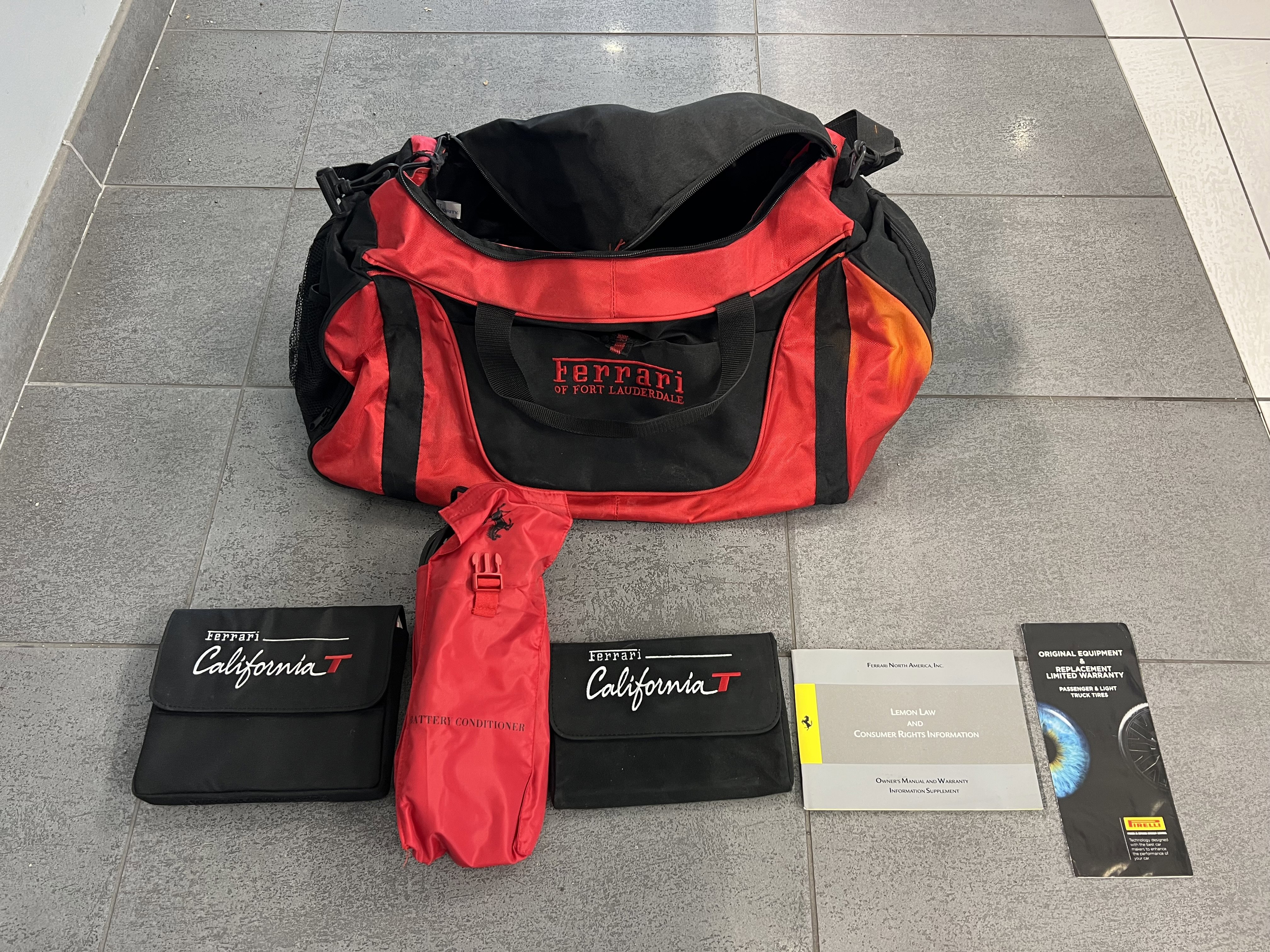 Used 2017 Ferrari California T image 15