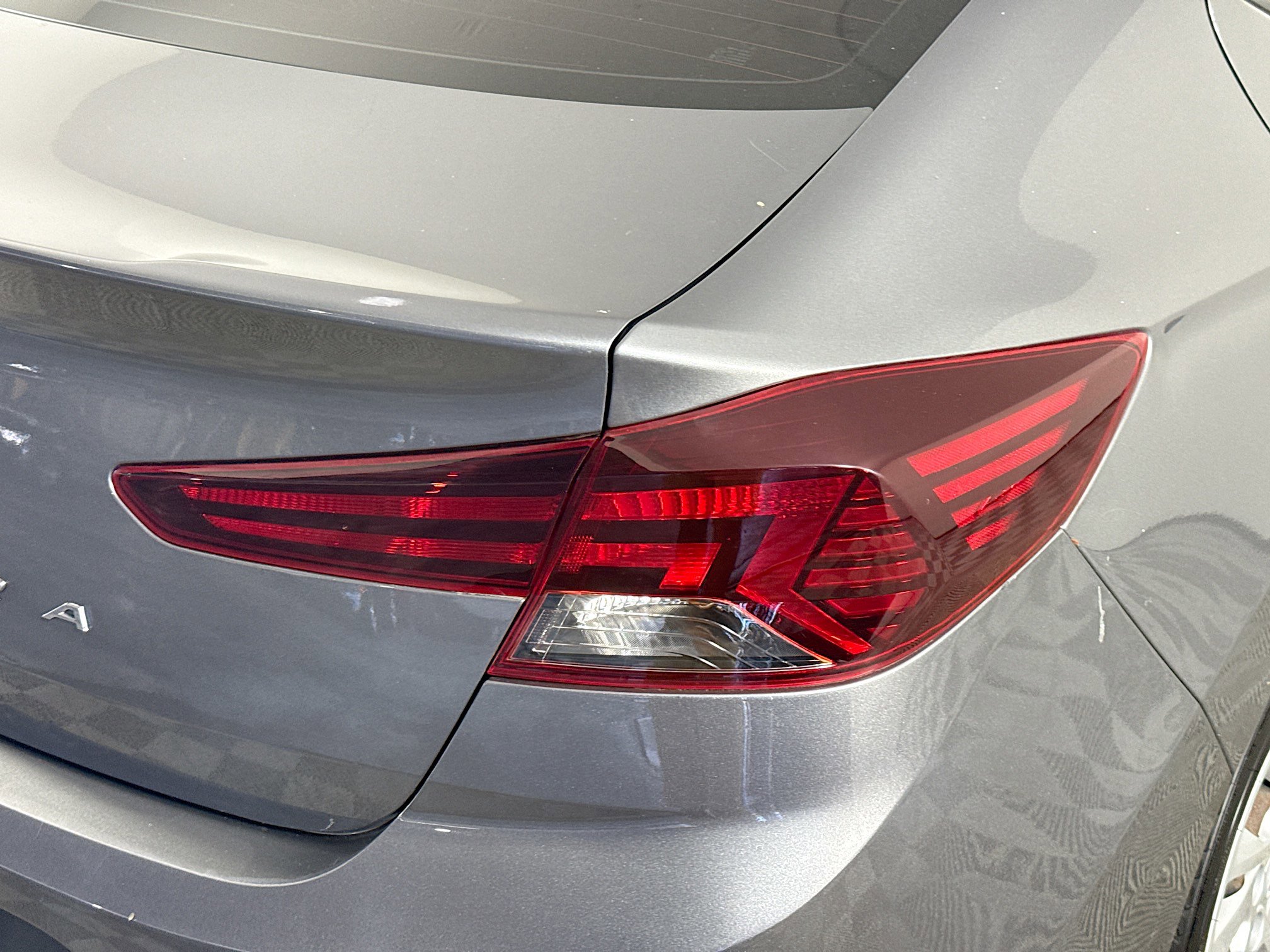 Used 2020 Hyundai Elantra SE w/ Cargo Package (C1) image 33