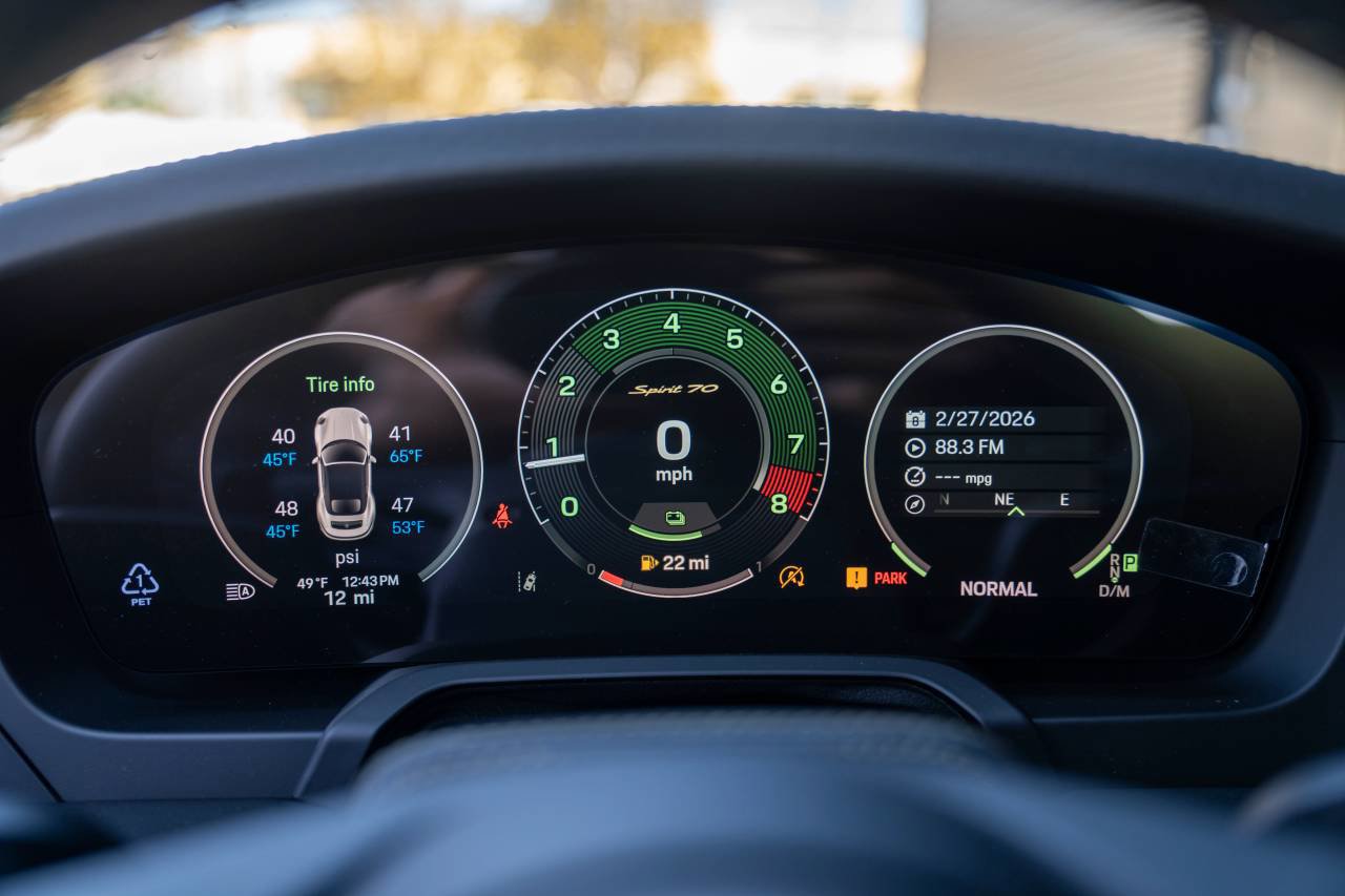 New 2026 Porsche 911 Carrera 4 GTS image 18