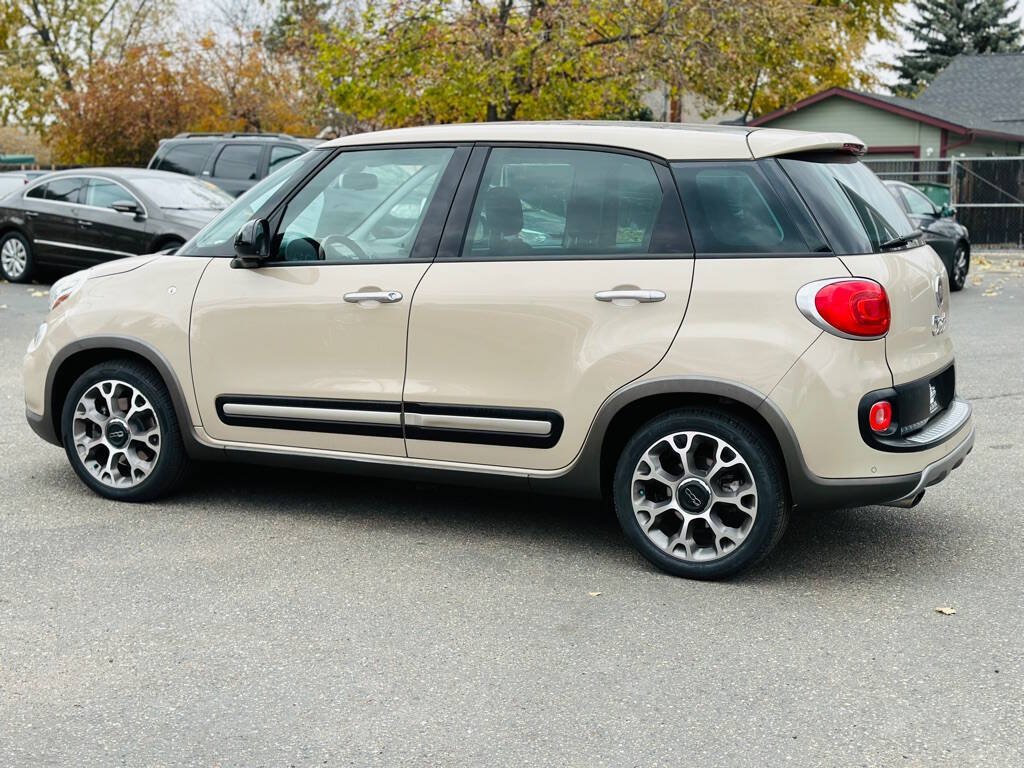 Used 2014 FIAT 500L Trekking w/ Popular Equipment Group FWD image 4