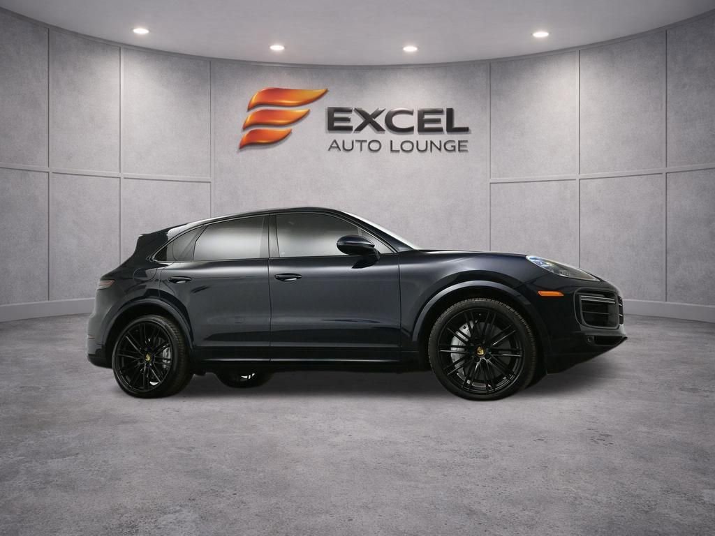 Used 2021 Porsche Cayenne Turbo w/ Premium Package Plus image 57