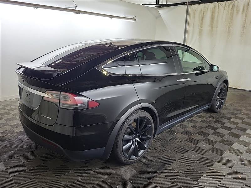 Used 2021 Tesla Model X Long Range image 10