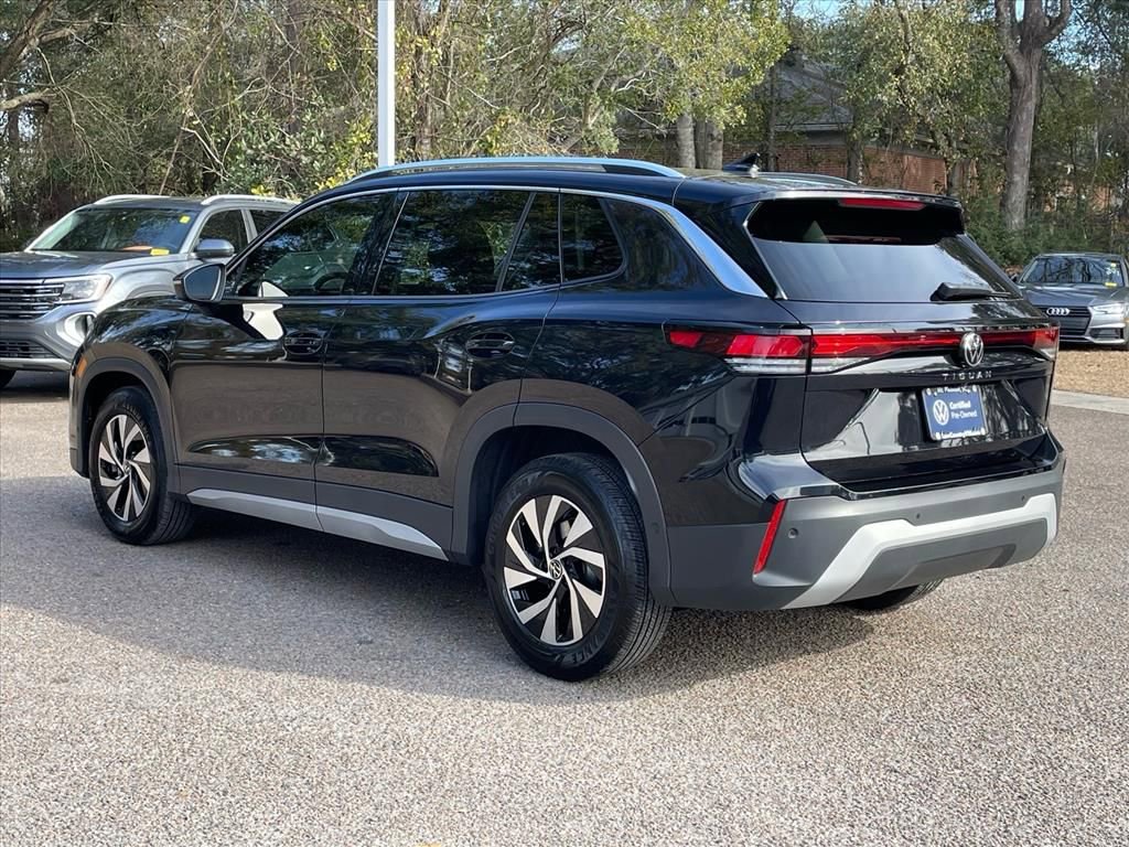 Certified 2025 Volkswagen Tiguan S image 19