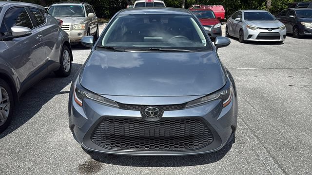 Used 2022 Toyota Corolla LE FWD image 2