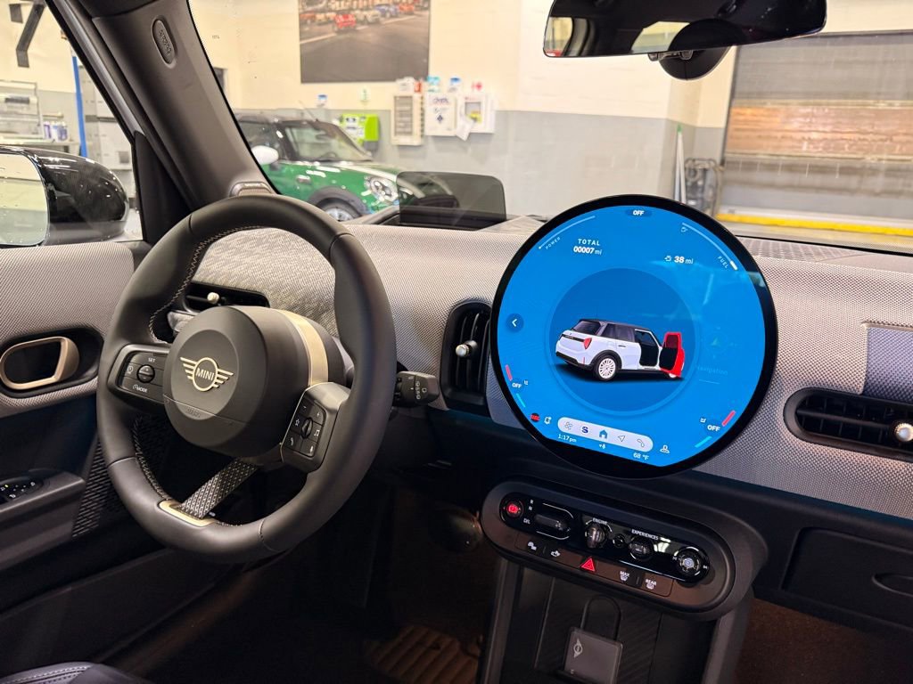 Used 2026 MINI Cooper 4-Door Hardtop FWD image 30