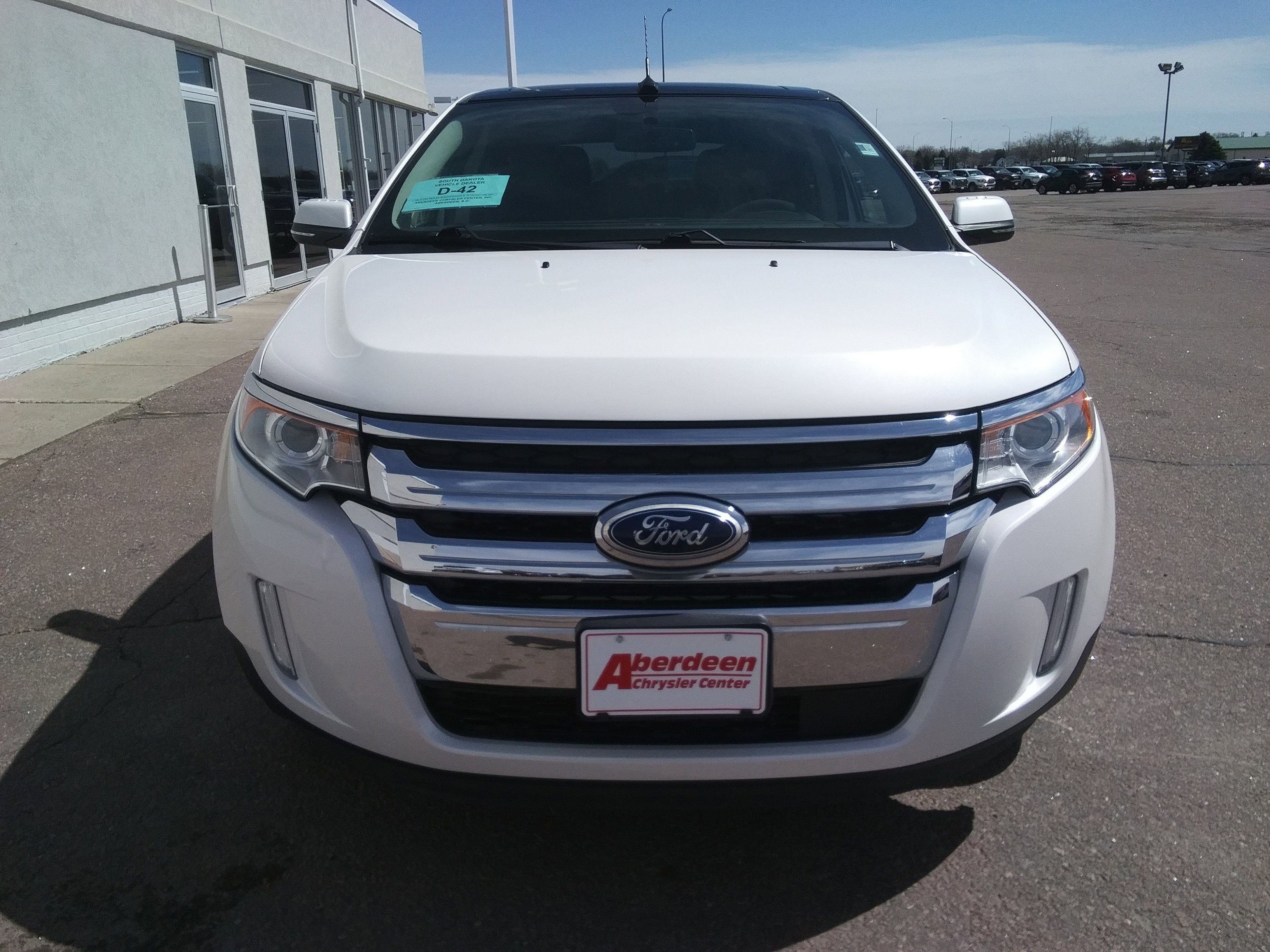 Used 2014 Ford Edge Limited w/ Equipment Group 302A AWD/4WD image 3
