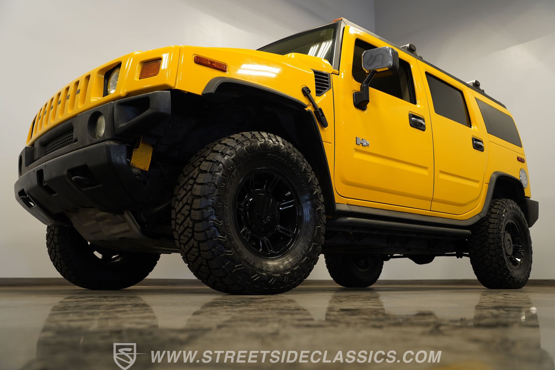 Used 2004 HUMMER H2 w/ Preferred Equipment Group AWD/4WD image 20