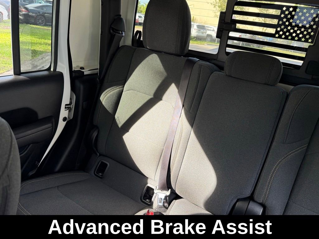 Certified 2024 Jeep Gladiator Sport image 15