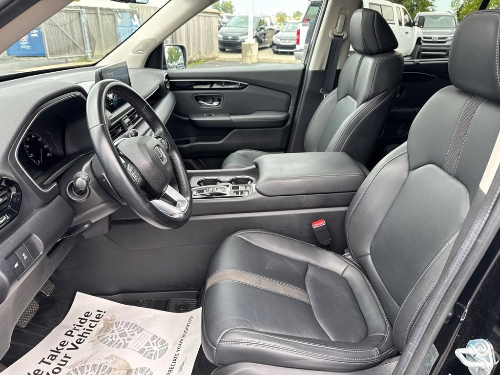 Certified 2025 Honda Pilot Touring image 29