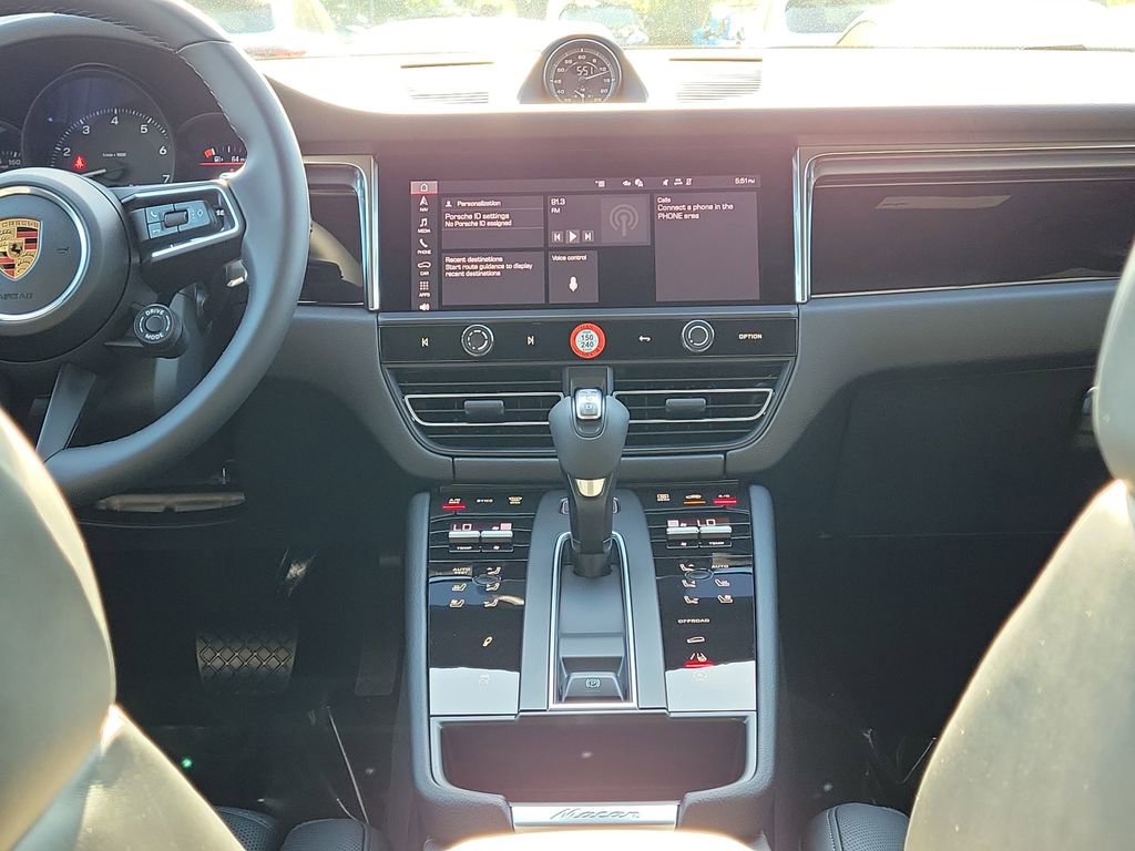 New 2026 Porsche Macan AWD/4WD image 22