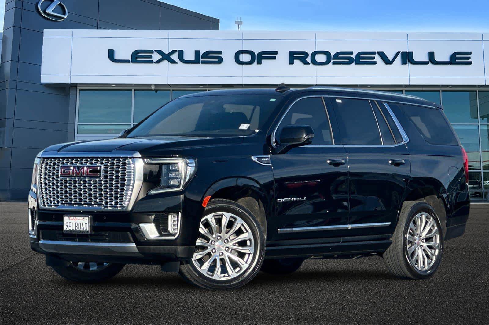 Used 2021 GMC Yukon Denali w/ Denali Premium Package image 1