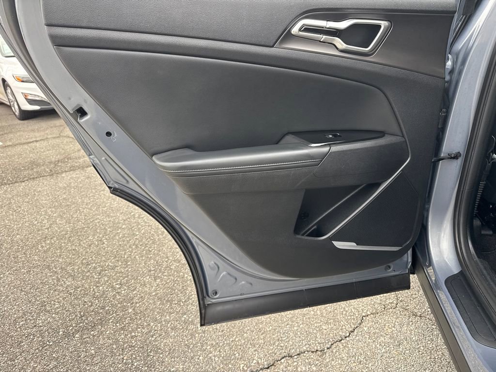 Certified 2023 Kia Sportage EX image 21