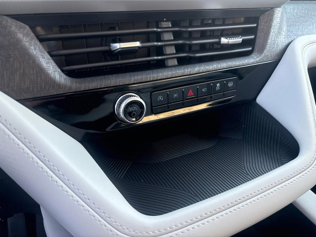 New 2026 Ford Explorer Platinum w/ LUX Leather Package image 23