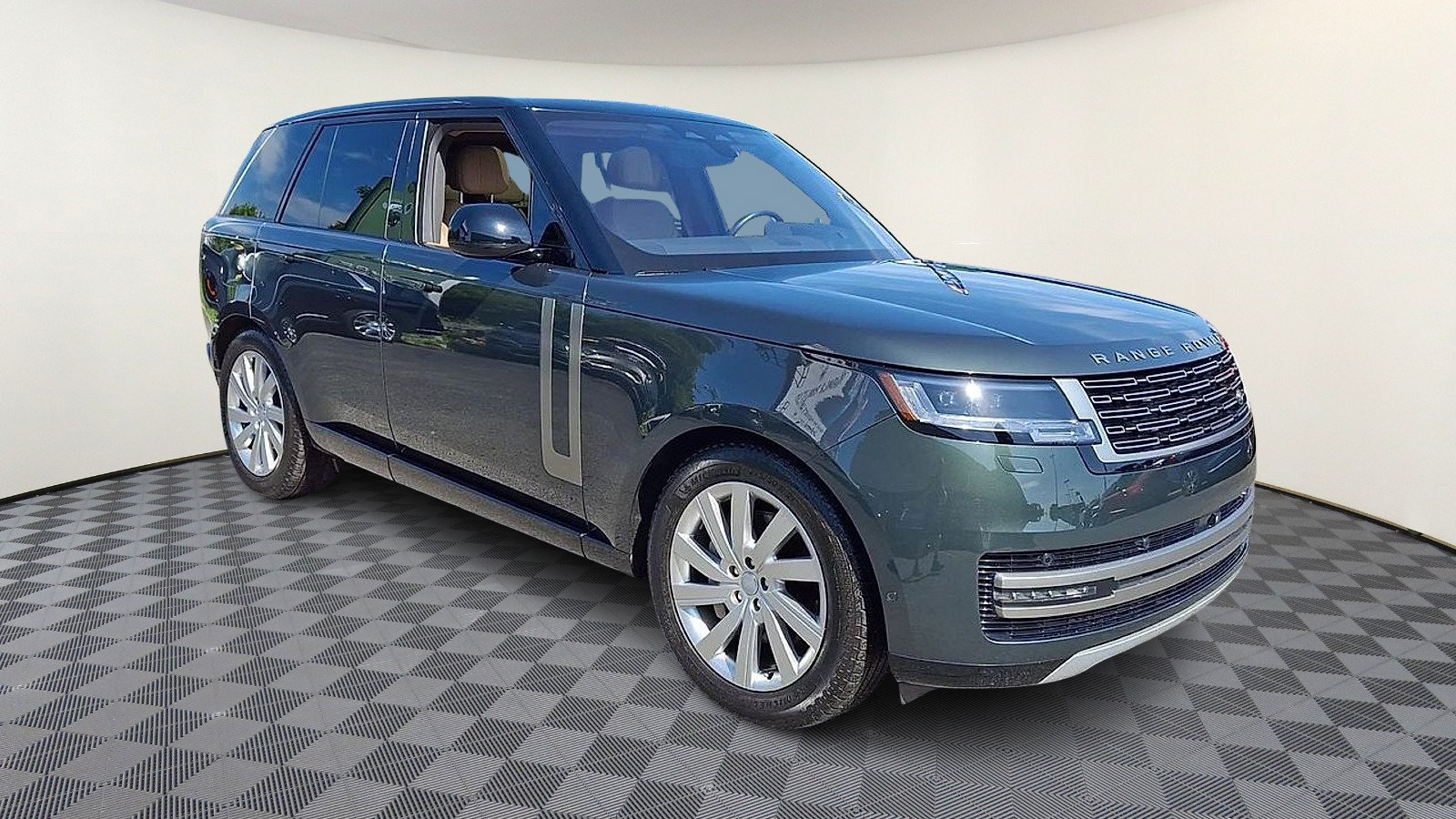Certified 2023 Land Rover Range Rover SE AWD/4WD image 2