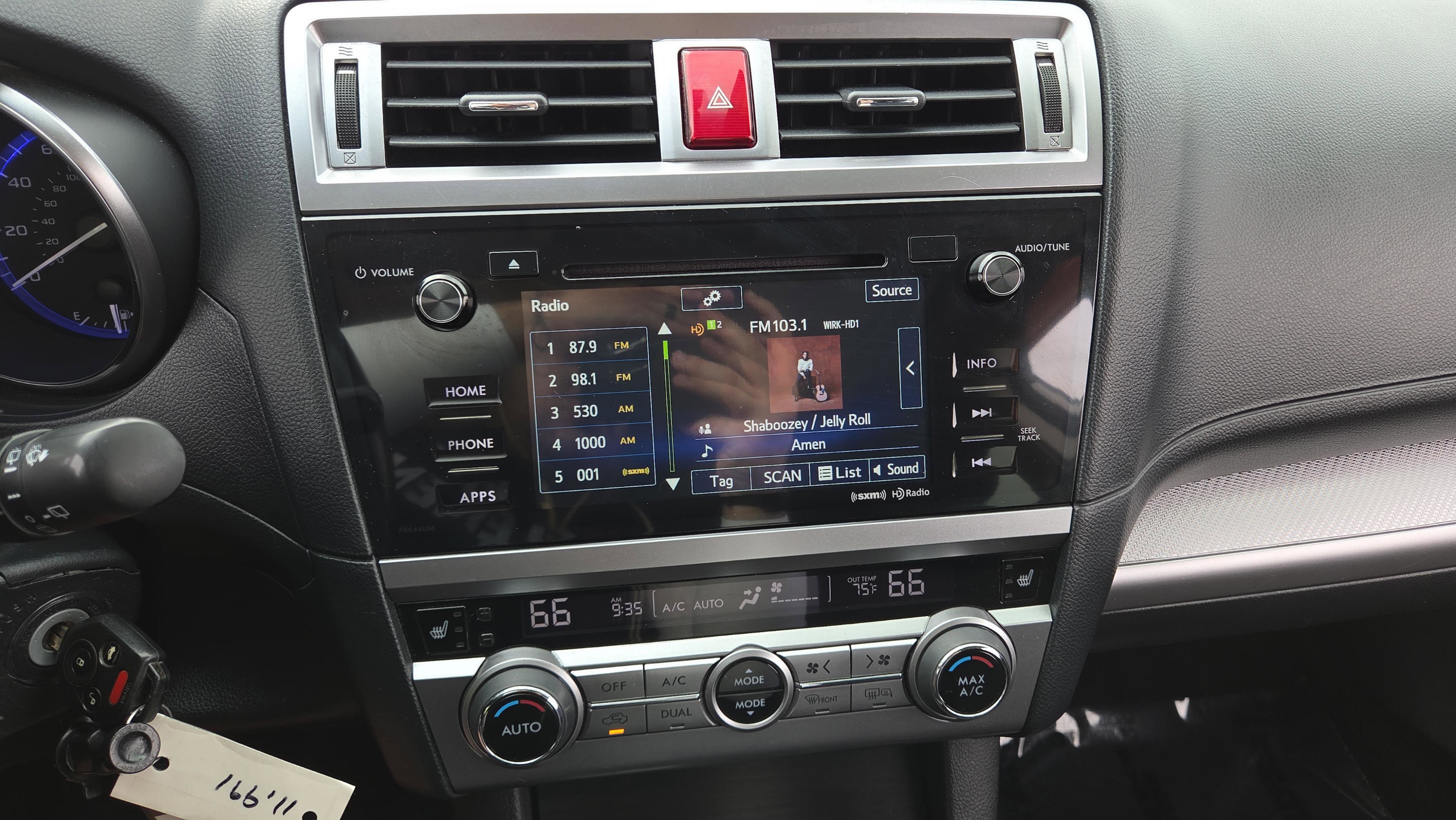 Used 2015 Subaru Outback 2.5i Premium image 32