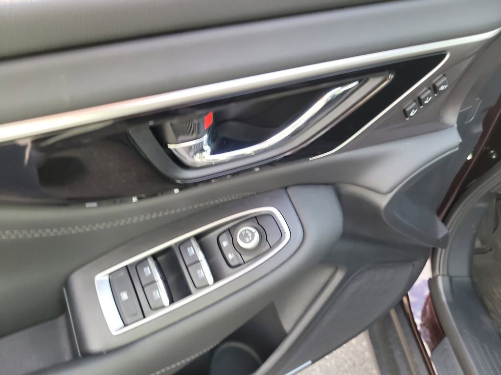 Used 2025 Subaru Outback Limited XT w/ Popular Package #2 image 16