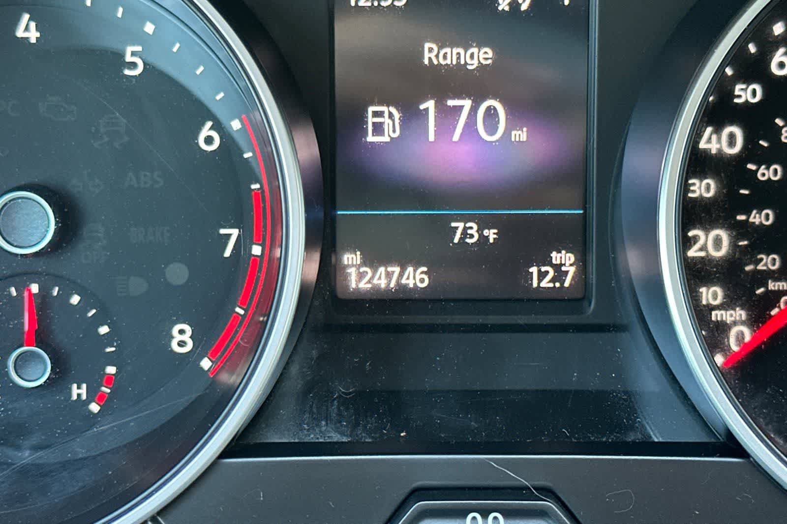Used 2020 Volkswagen Tiguan SE AWD/4WD image 25