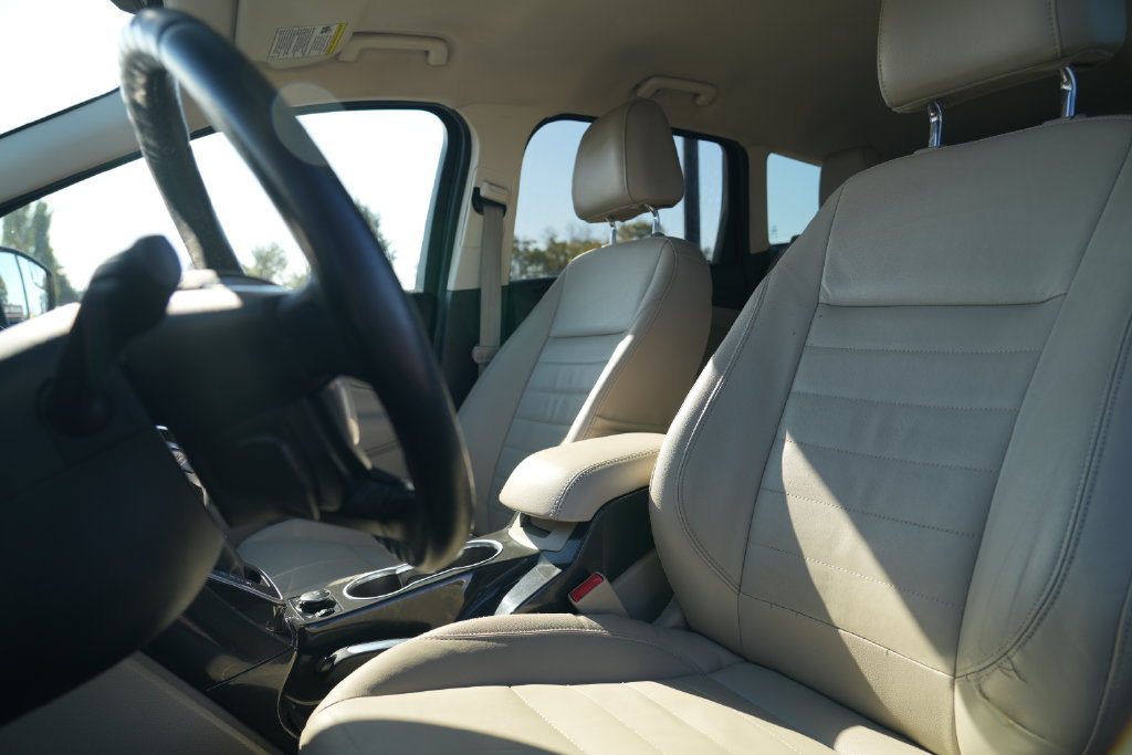 Used 2014 Ford Escape Titanium AWD/4WD image 15