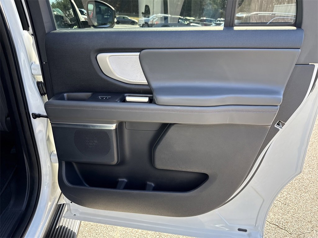 Used 2025 Ford Expedition Max Active image 18