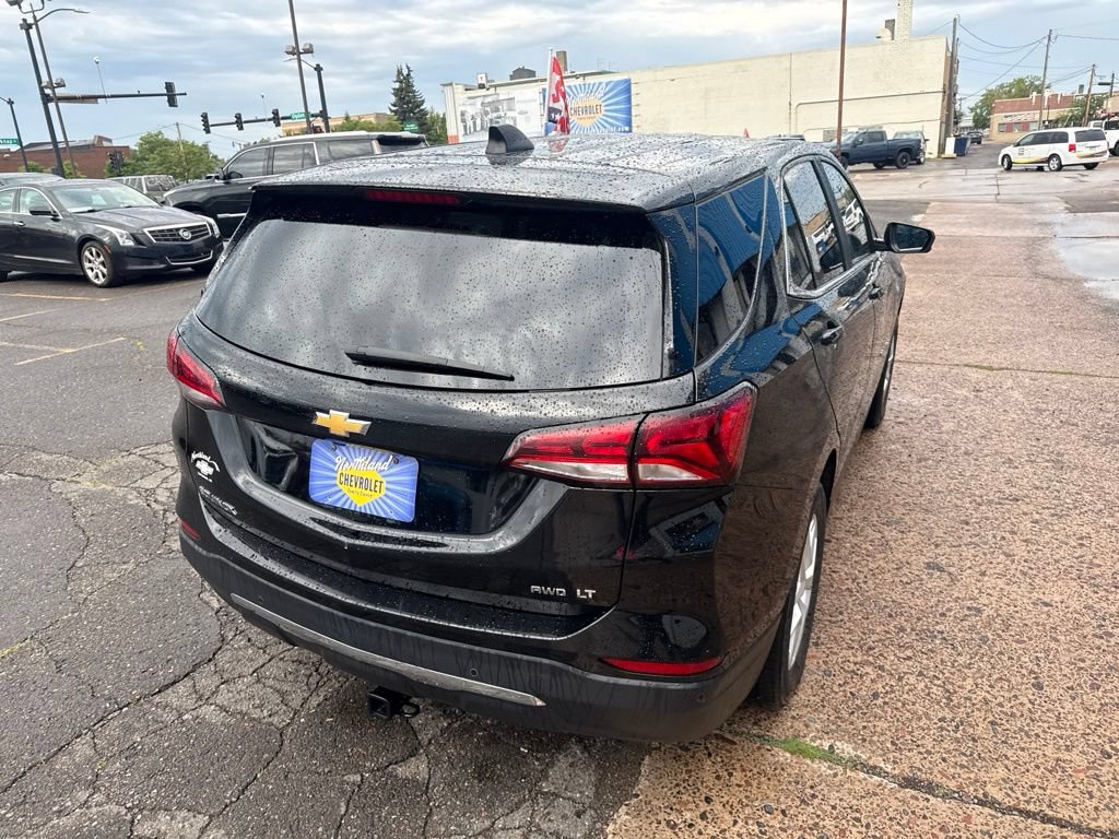 Used 2024 Chevrolet Equinox LT AWD/4WD image 13