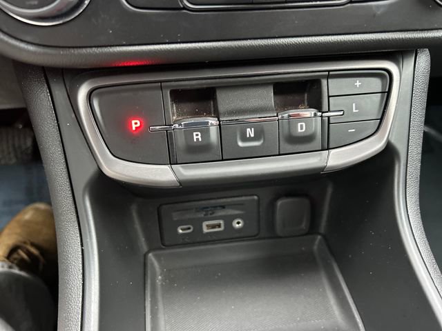 Used 2023 GMC Terrain AT4 image 23